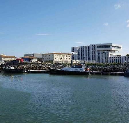 Hotel La Jetee Sud La Rochelle  Exteriör bild
